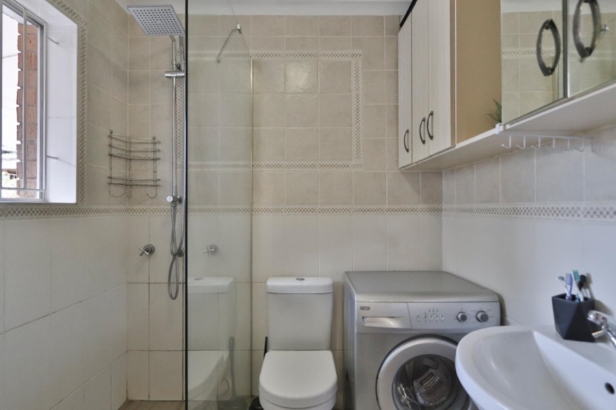 To Let 1 Bedroom Property for Rent in La Colline Western Cape